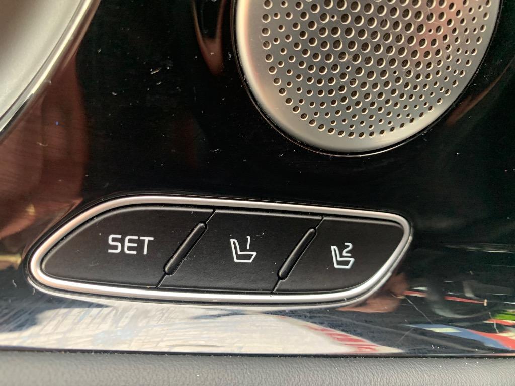 2019 Kia Stinger Premium - Photo 17