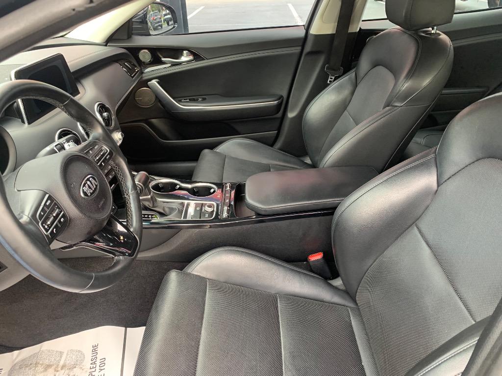 2019 Kia Stinger Premium - Photo 14