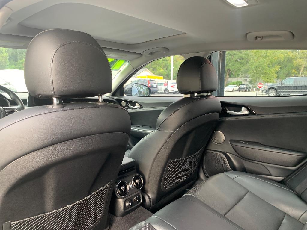2019 Kia Stinger Premium - Photo 18