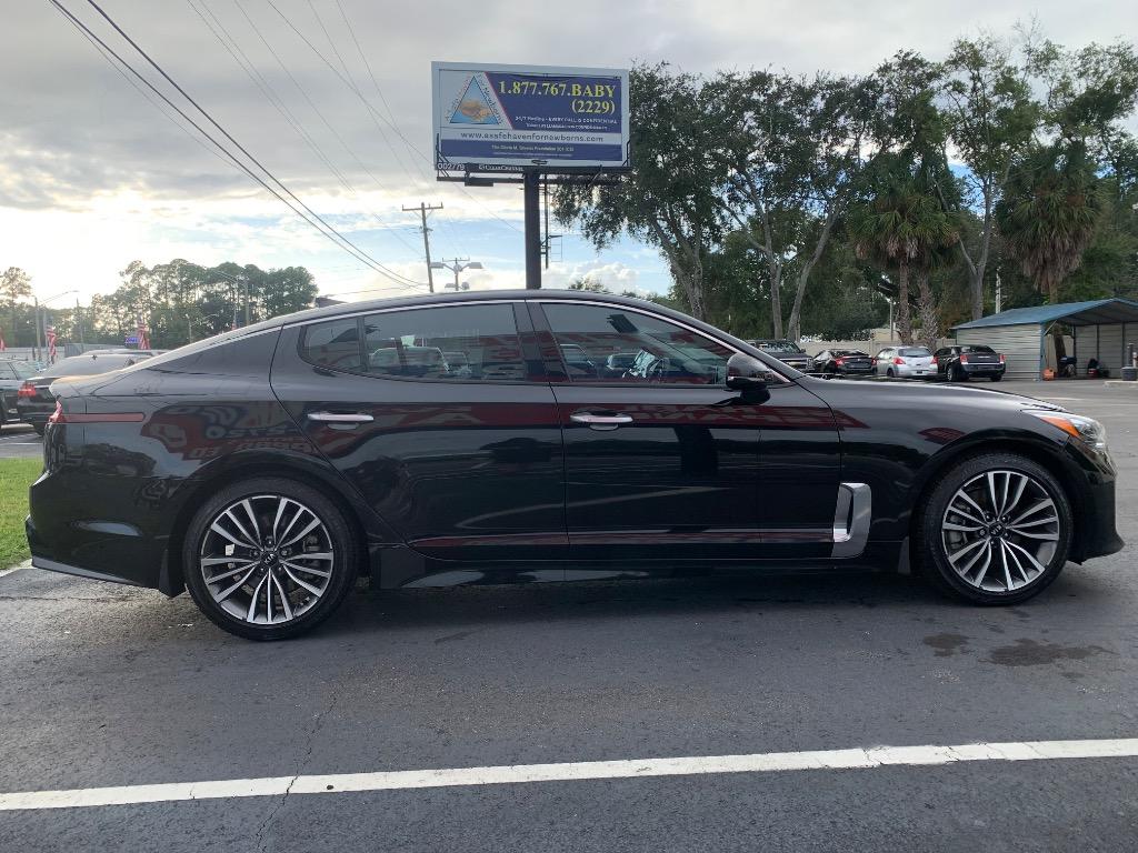 2019 Kia Stinger Premium - Photo 8